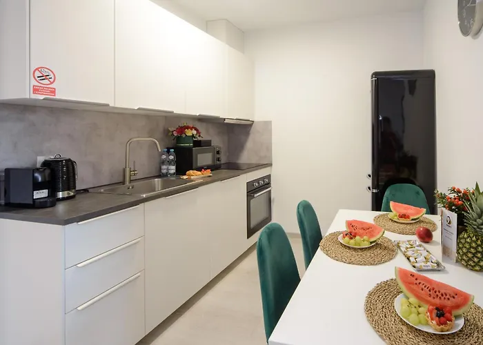 Maya's Ξενοδοχείο *