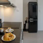 Maya's Ξενοδοχείο *